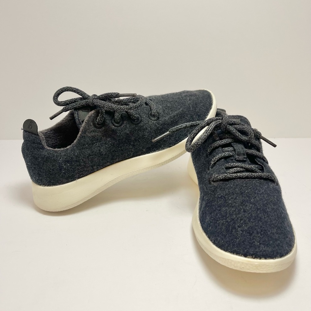 Women’s Size 6 - Allbirds Dark Heather Grey Wool Runners Sneakers Shoes